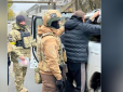 СБУ в Херсоні затримала зрадника, який допоміг росіянам втекти від ЗСУ на катерах (фото)