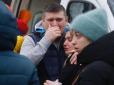 Не зміг втриматися від сліз: Чоловік, який втратив у Броварах дочку та дружину, записав щемливе відео